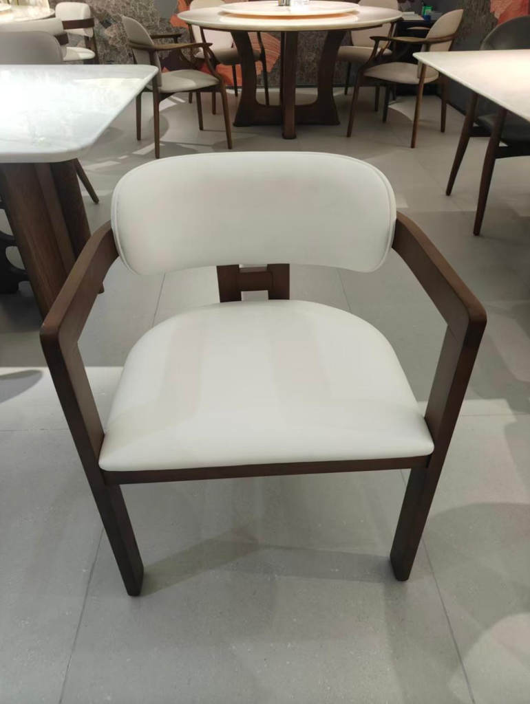 Cove dining chair