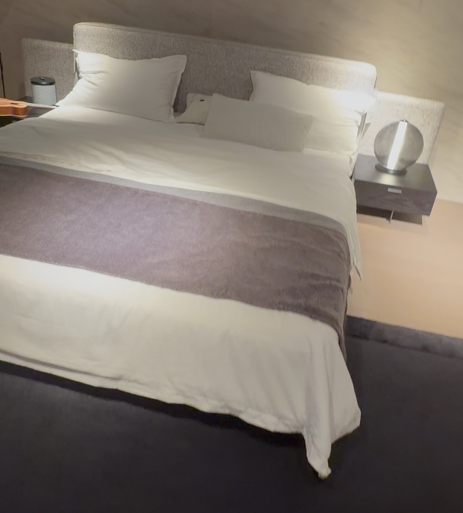 [LNX-BED-003] Horizon Bed