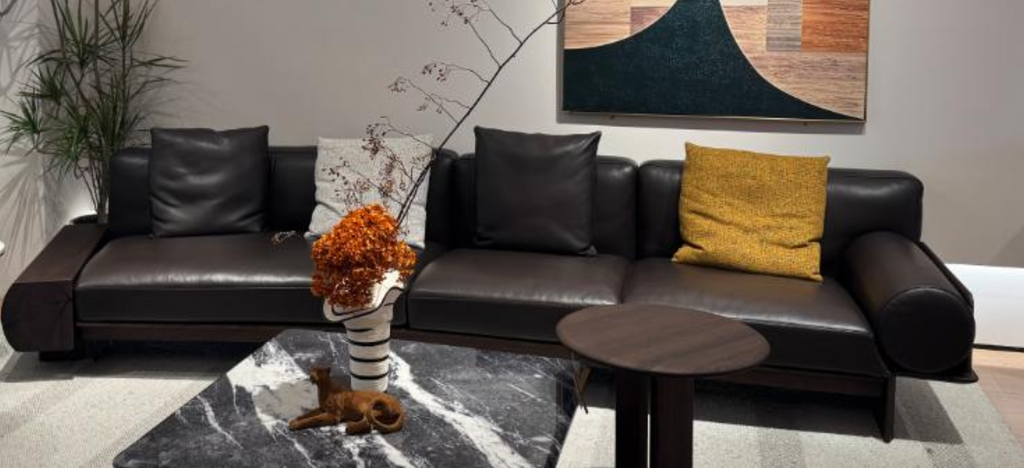 [LNX-SOF-046] Westwood Leather sofa 370cm